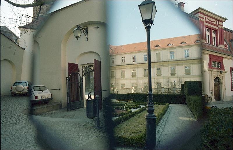 img085800.jpg